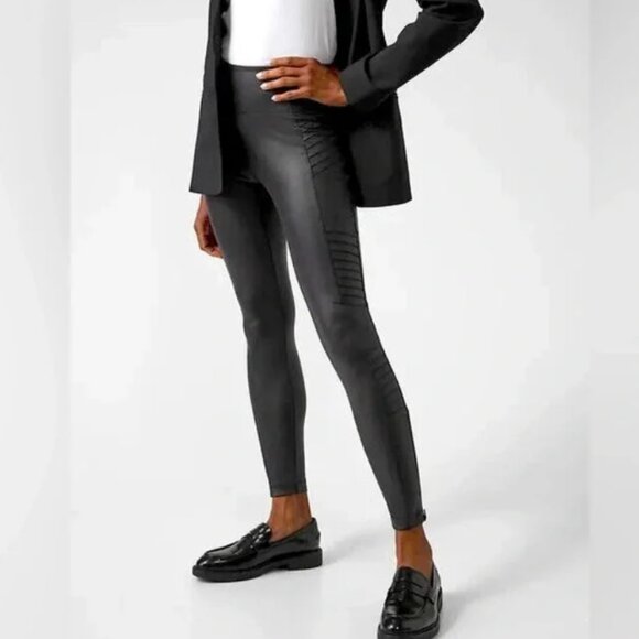 Athleta Delancey Gleam Moto Tight in Black - Picture 1 of 7